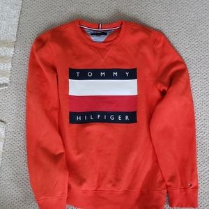 ‼️SOLD‼️Tommy Hilfiger Sweatshirt